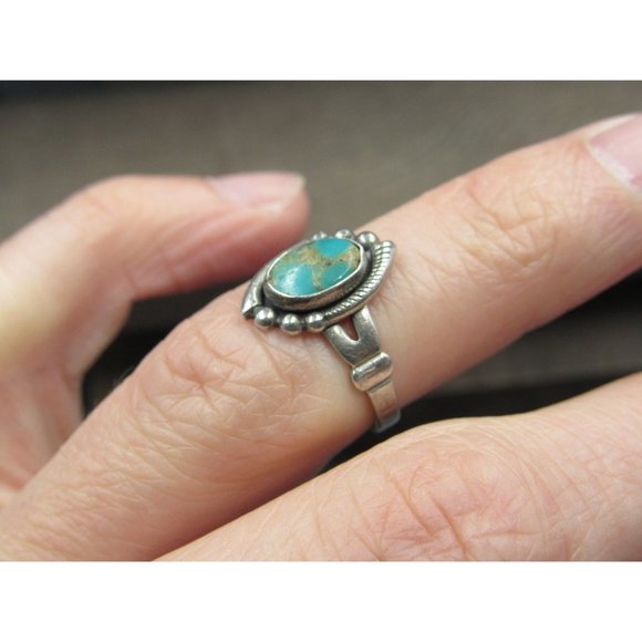Size 5 Sterling Silver Bell Trading Company Turquoise Stone Band Ring - Picture 2 of 6